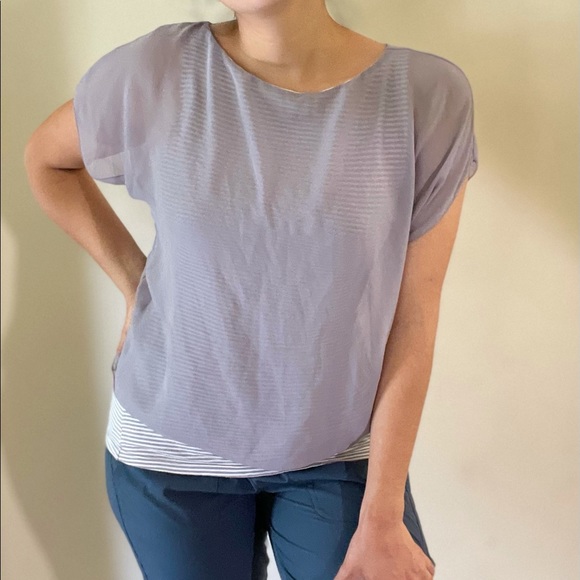 Express sleek grey blouse - Picture 2 of 5